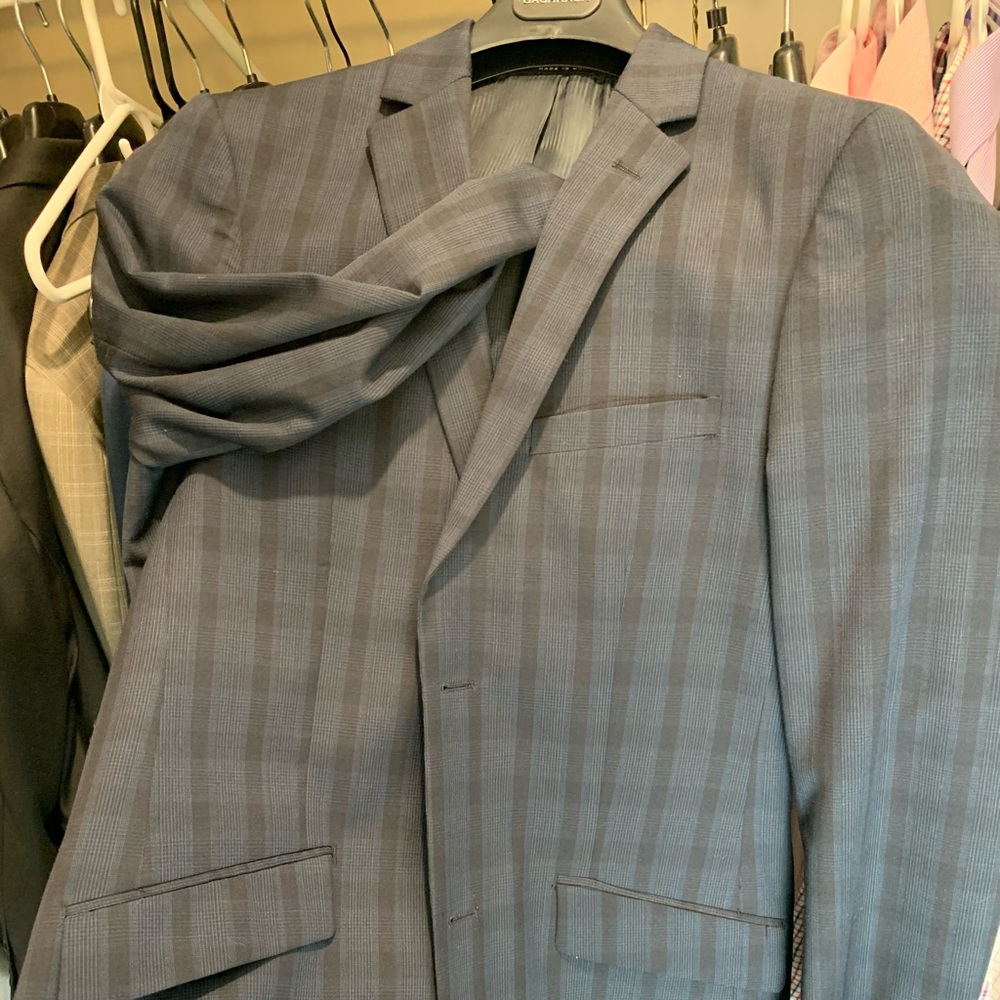 Men’s Suit 38R Slim fit